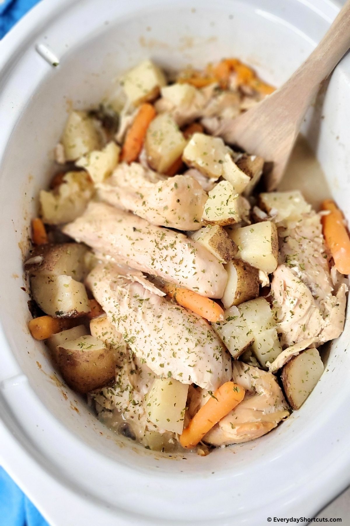 chicken potatoes and carrots in crock pot