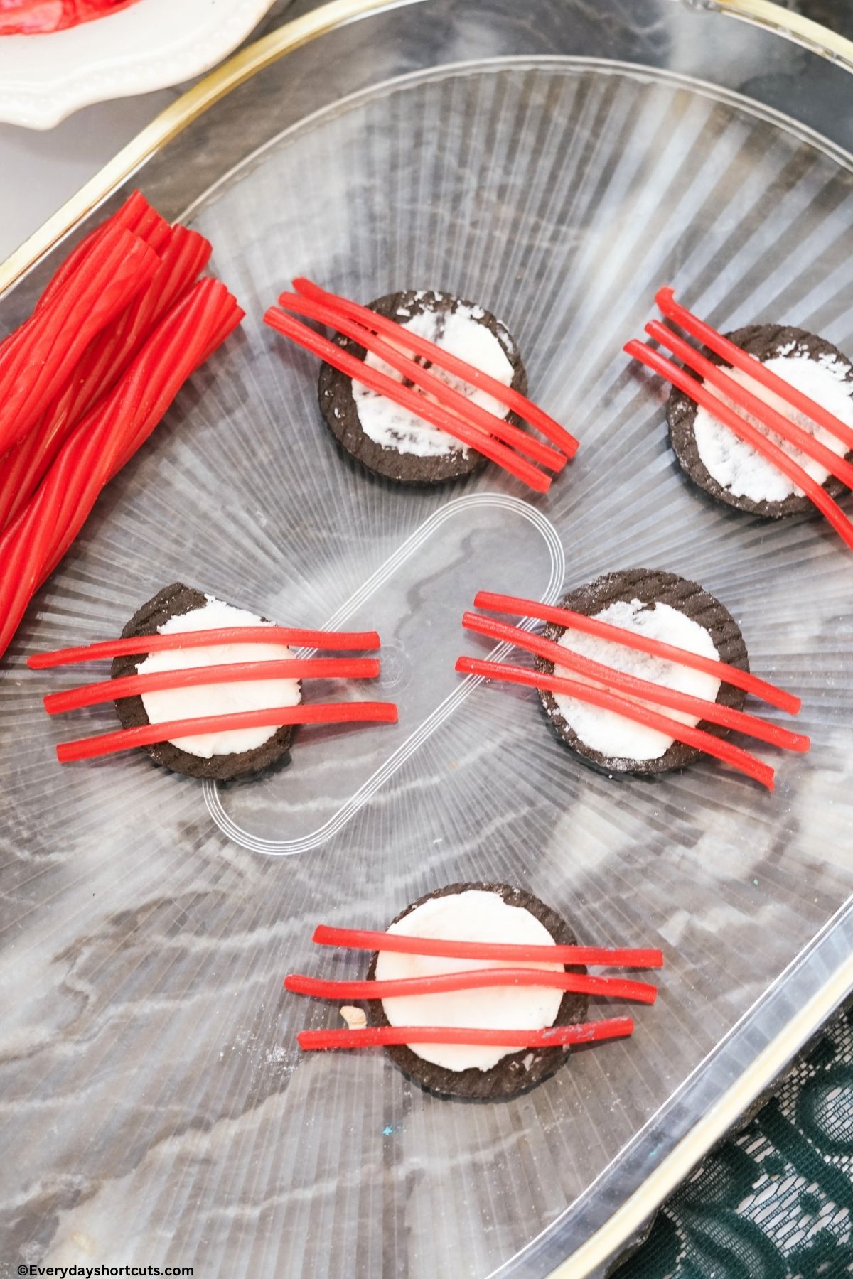 licorice strings on cookies for crab legs
