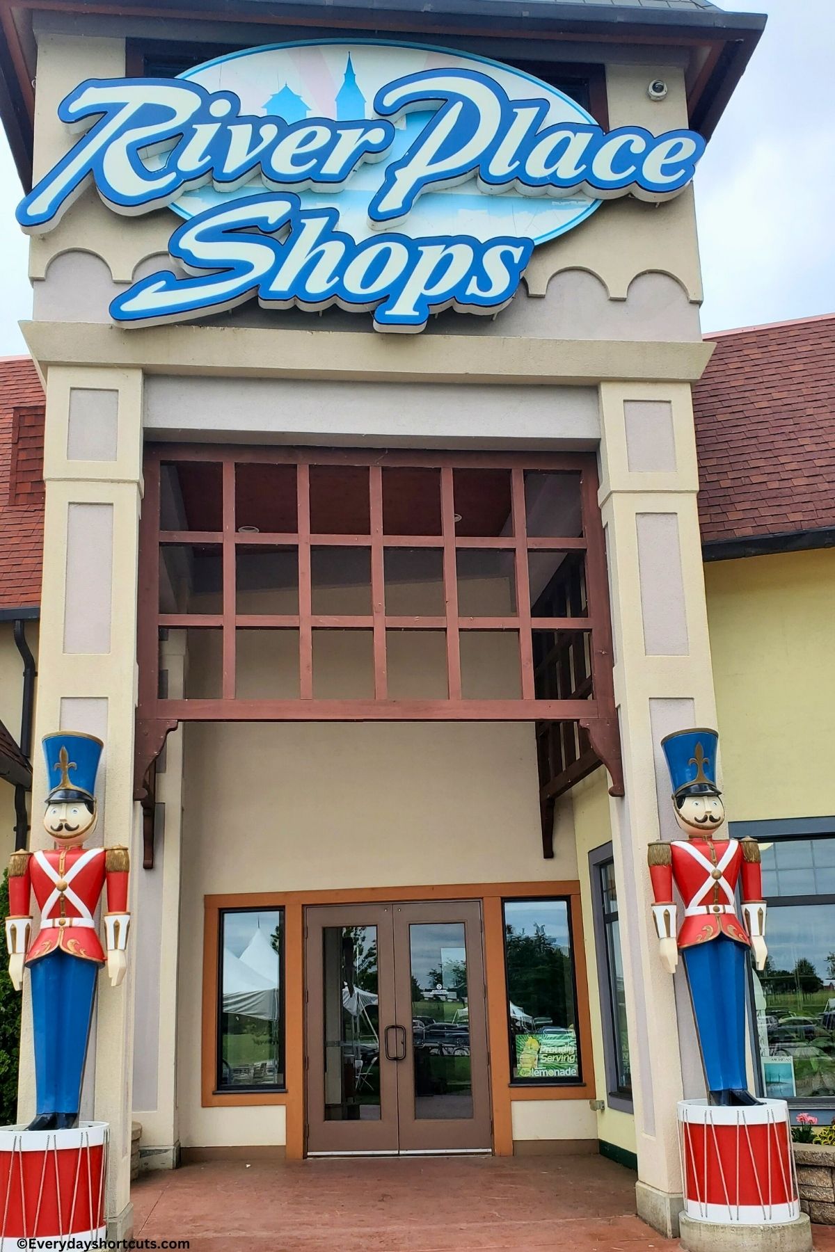 River place shops entrance