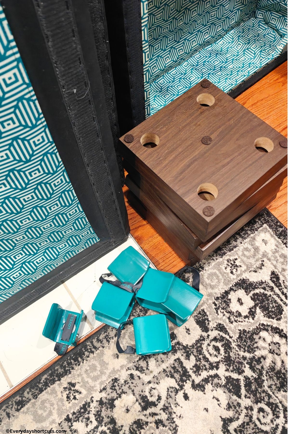 pieces and clips for Lovesac couch