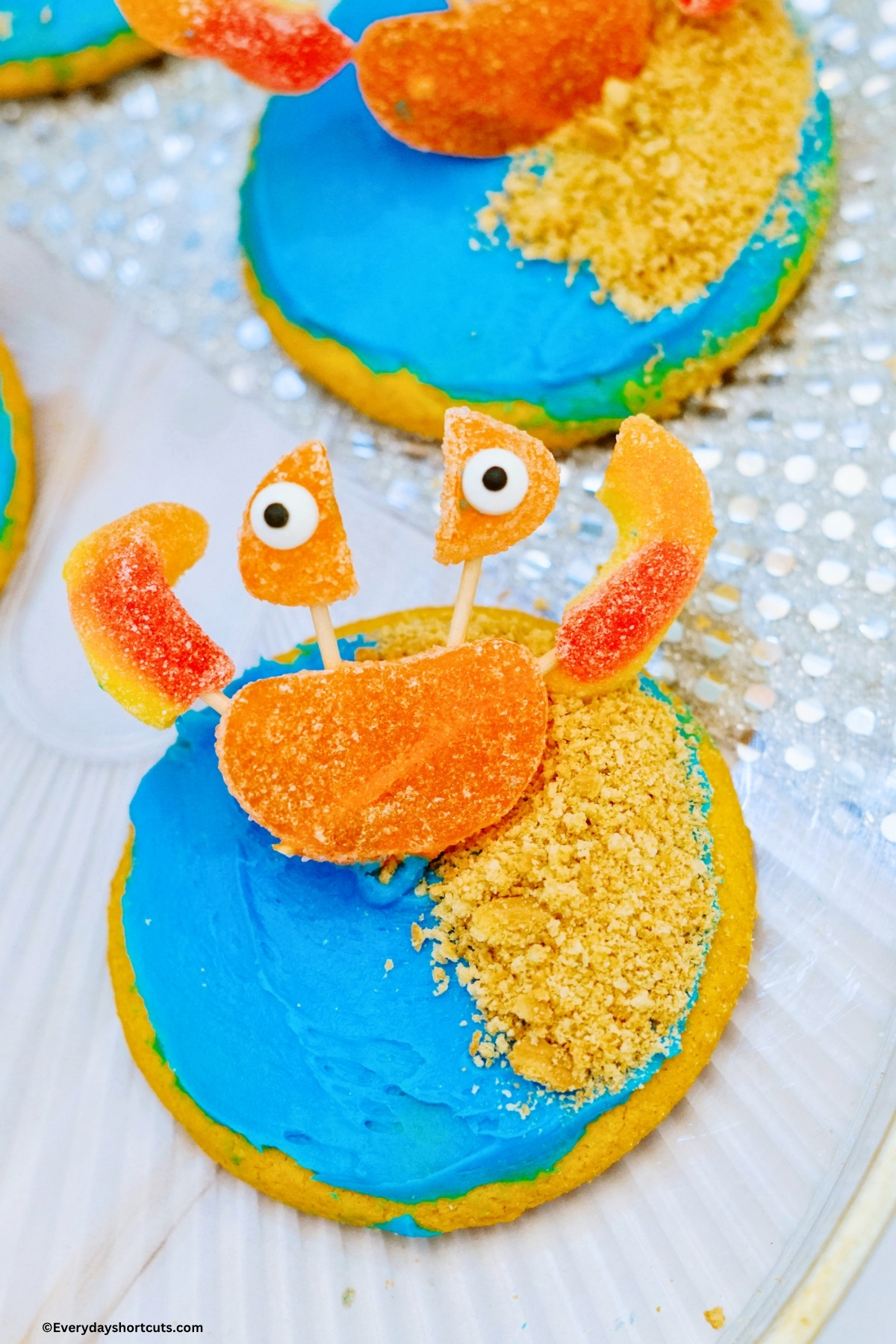 candy crab on a cookie